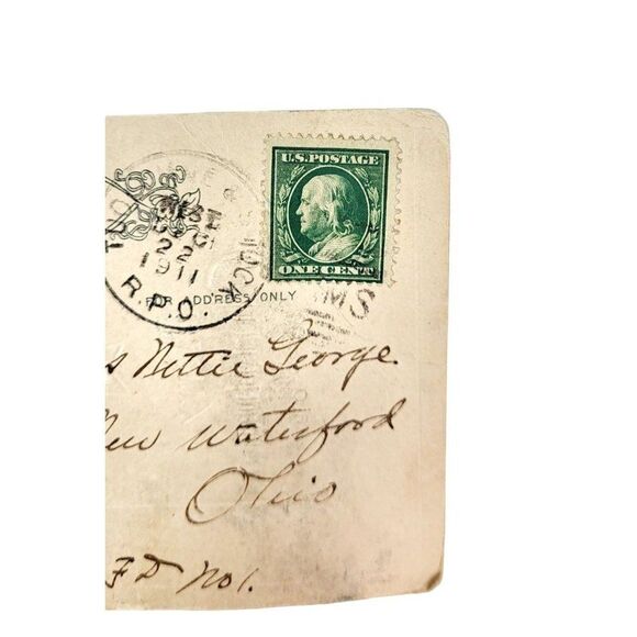Antique 1911 JB Embossed Christmas US Benjamin Franklin One Cent Stamp Postcard - Picture 1 of 8